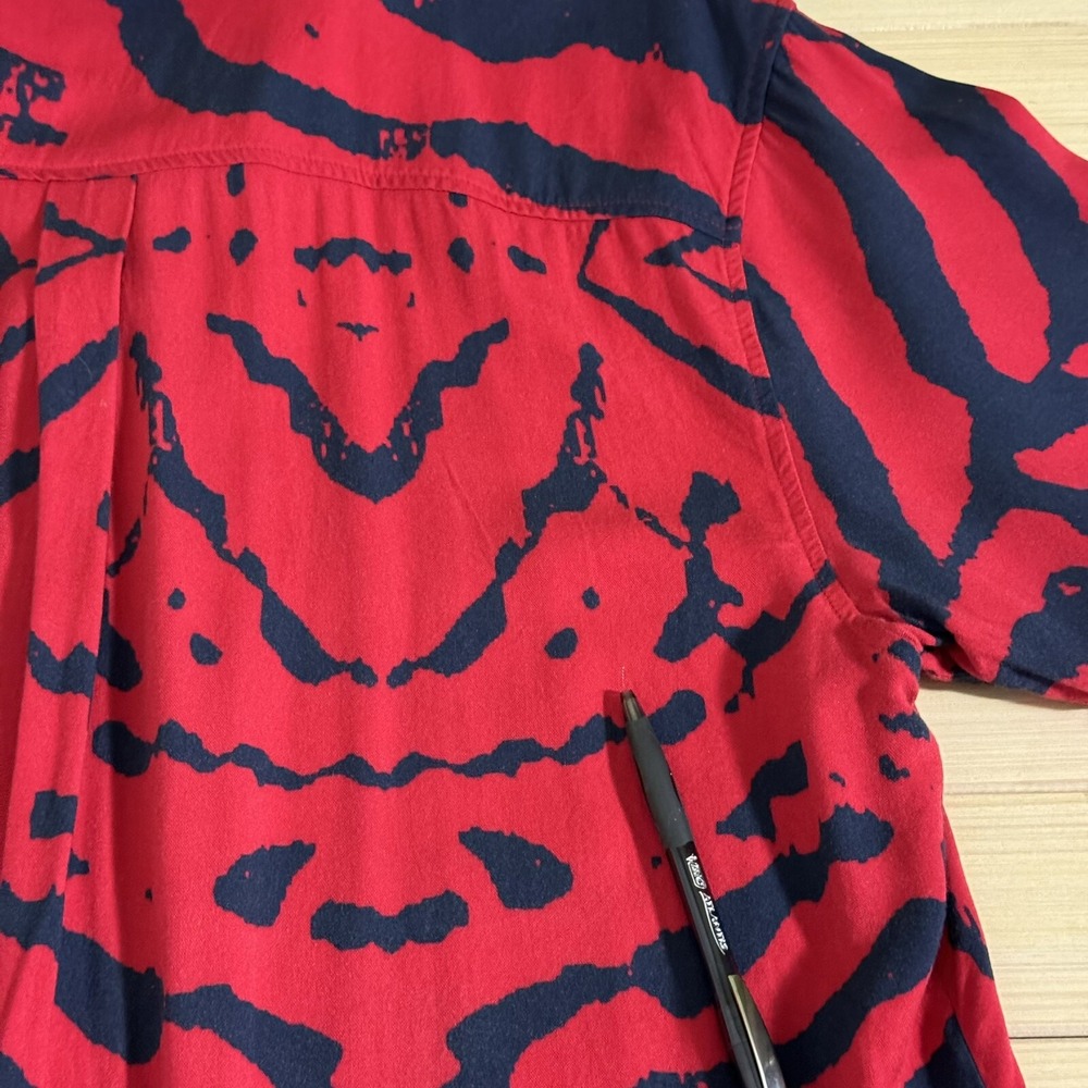 FC Barcelona Barca FCB Football Jersey Shirt Animal Print Red Black sz XXL - Picture 11 of 11